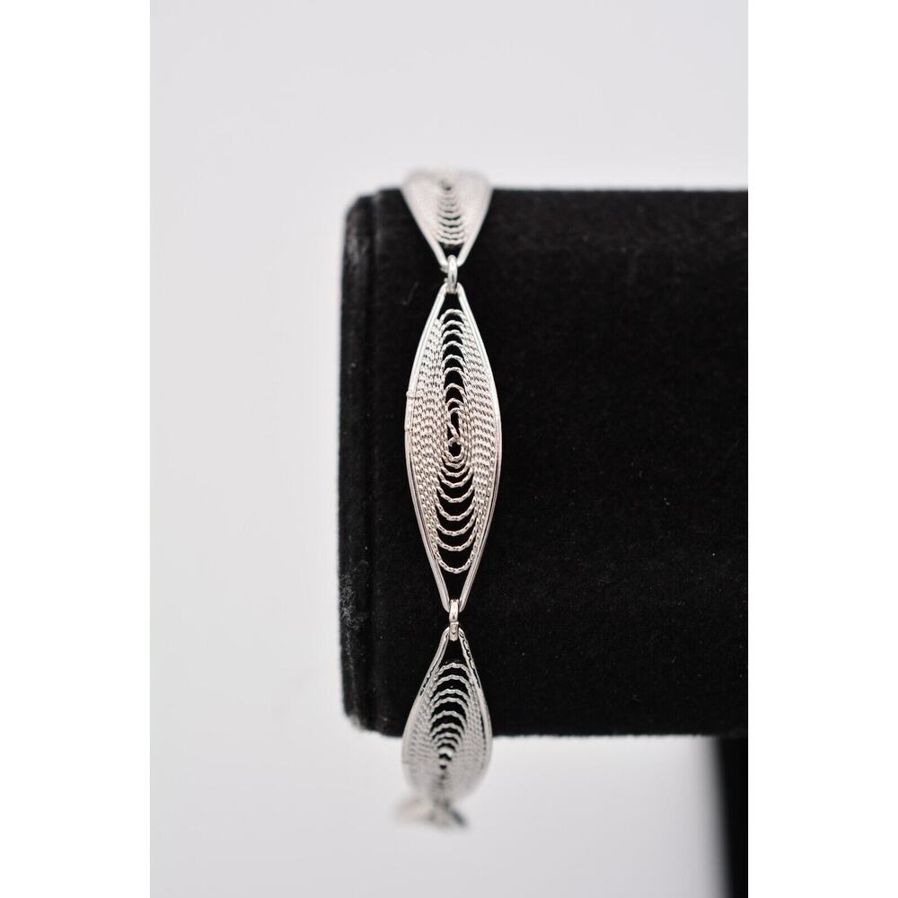 Trifari Vintage Bracelet Silver Tone Wired Linked Silver Tone Signed 1980s Bin5